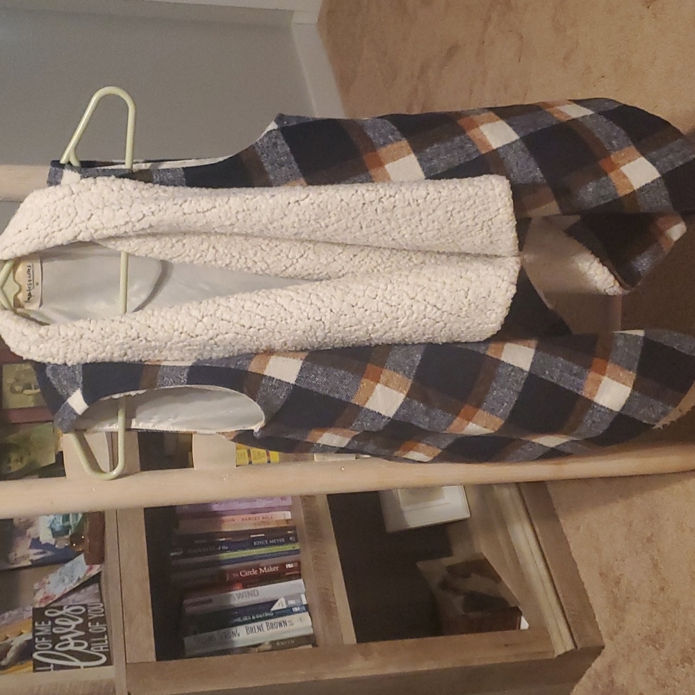 Fashion vest